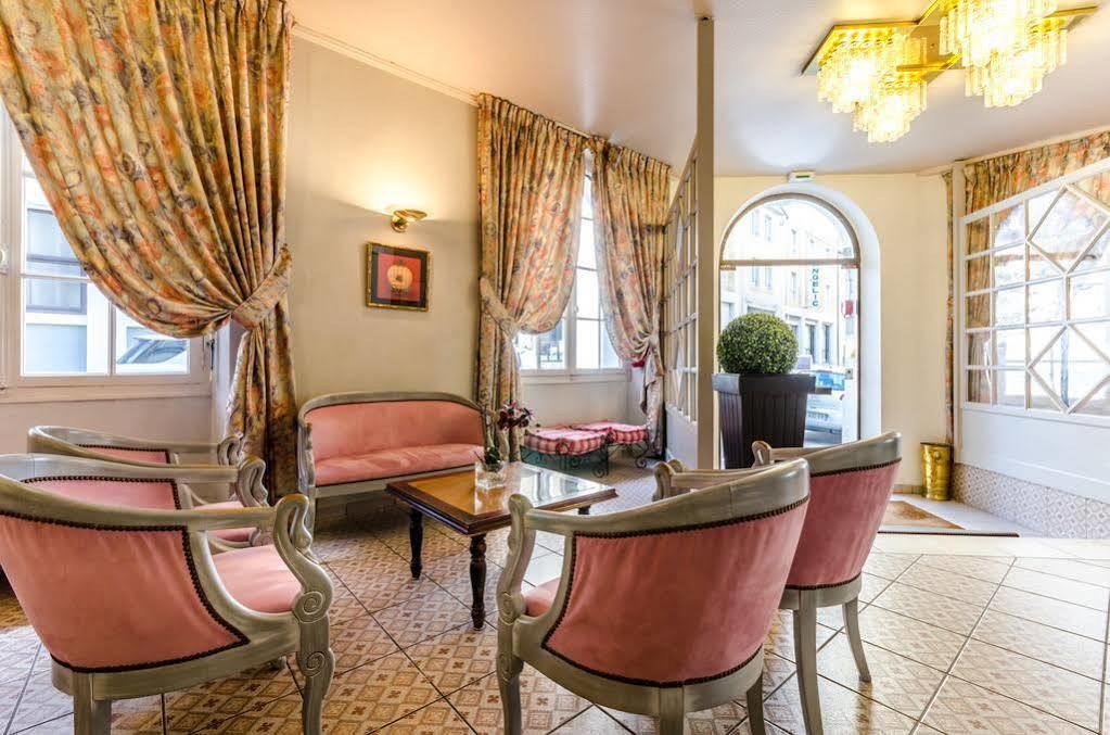 Hôtel Aneto Lourdes Buitenkant foto